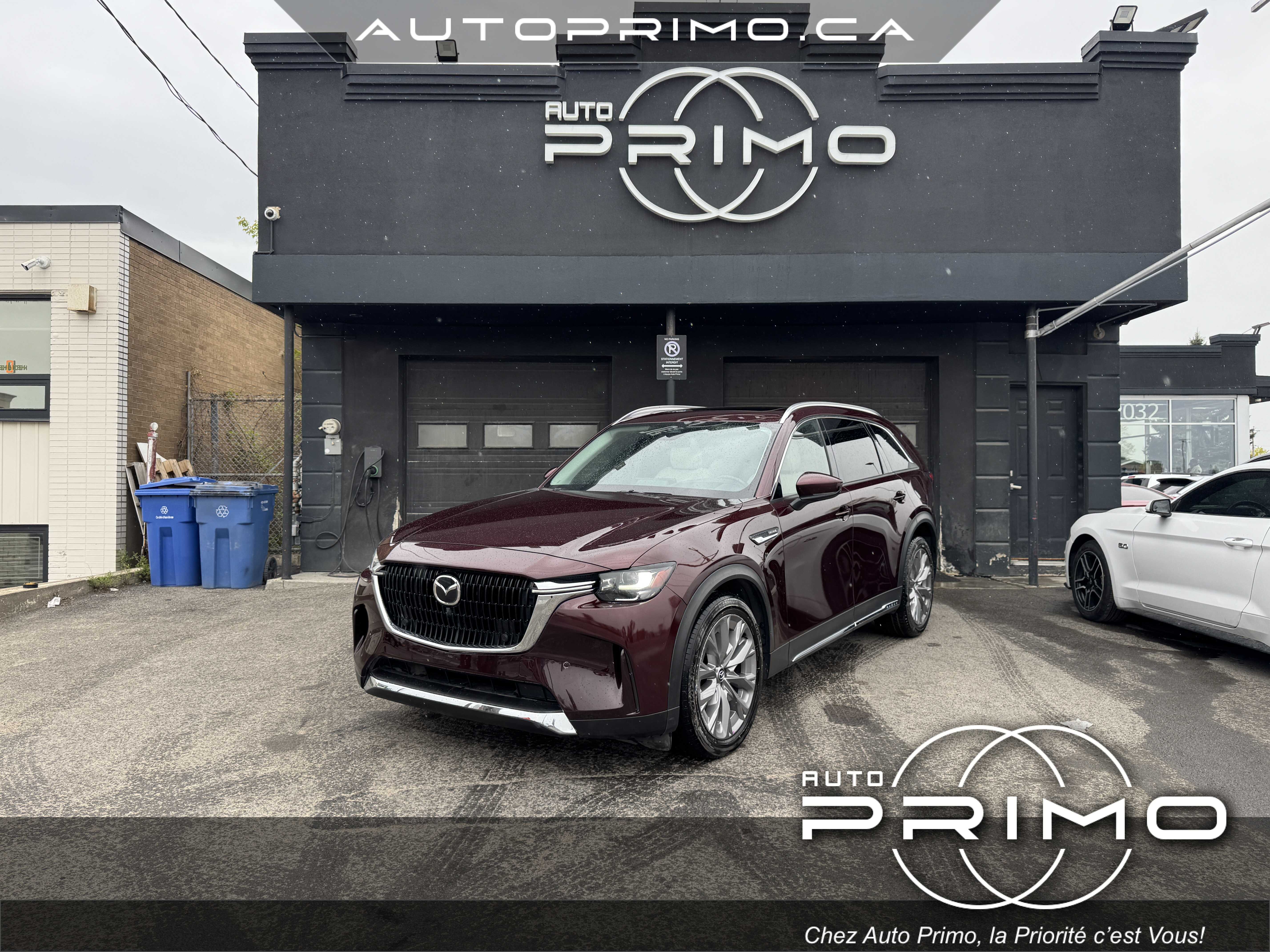 2024 Mazda CX-90 MHEV GT-P AWD E-SkyactivG Automatique avec 7 Passagers Toit Ouvrant Panoramique Sièges en Cuir HUD Système de Navigation GPS Carplay Caméra 360° Démarrage sans Clé Bluetooth Mags chez Auto Primo Laval 2024 Mazda CX-90 MHEV GT-P AWD E-SkyactivG Automatique avec 7 Passagers Toit Ouvrant Panoramique Sièges en Cuir HUD Système de Navigation GPS Carplay Caméra 360° Démarrage sans Clé Bluetooth Mags chez Auto Primo Laval